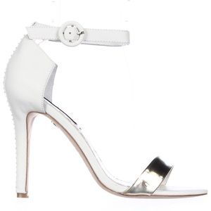 NWOB Alice + Olivia White & Metallic Shoe Sandal